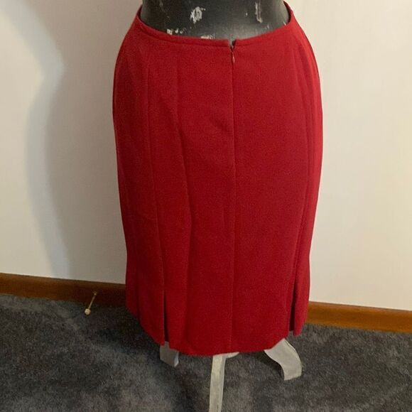 Tahari Arthur S Levine Skirt - Picture 2 of 3